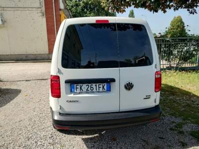 Volkswagen Caddy 2.0 TDI 122 CV 4Motion Furgone Business Bianco usata Ferrara