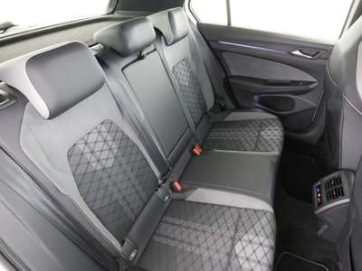 Volkswagen Golf 1.5 TSI 150 CV EVO ACT R-Line Bianco usata Castelnuovo Rangone
