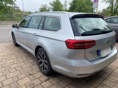 Volkswagen Passat 2.0 TDI Executive BlueMotion Technology Grigio usata Buccinasco