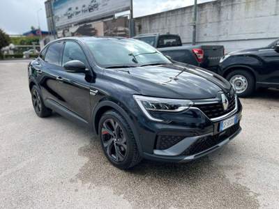 Renault Arkana Hybrid E-Tech 145 CV R.S. Line Nero usata Nola