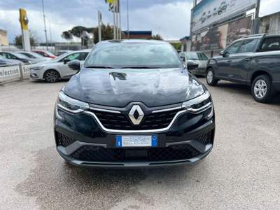 Renault Arkana Hybrid E-Tech 145 CV R.S. Line Nero usata Nola