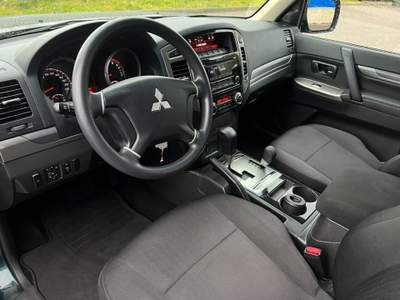 Mitsubishi Pajero 3.2 DI-D 16V aut. 5p.  DPF Verde usata Castelnuovo Rangone