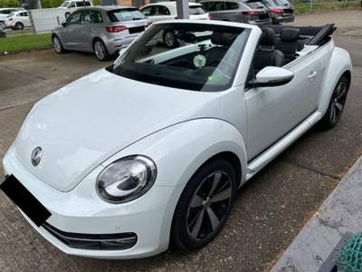 Volkswagen Maggiolino Cabrio 1.2 TSI Cup Bianco usata Castelnuovo Rangone