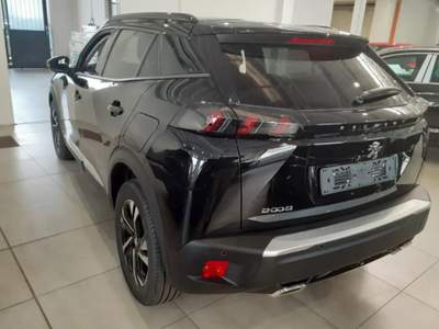Peugeot 2008 BlueHDi 130 S&S EAT8 Allure Pack Nero usata Torino