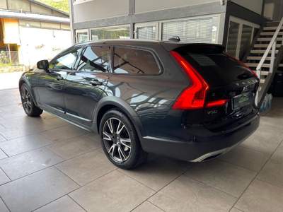Volvo V90 Cross Country 2.0 D4 190CV AWD Geartronic Pro ACC KEYLESS Grigio usata POTENZA