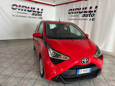 Toyota Aygo Connect 1.0 VVT-i 72CV 5 porte x-business Rosso usata San Cesareo