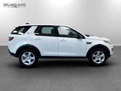 Land Rover Discovery Sport 2.0 ed4 Pure 2wd 150cv Bianco usata Casale Monferrato