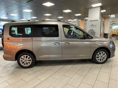 Ford Tourneo Connect 2.0 TurboDiesel 122cv Titanium PASSO LUNGO,5 POSTI Grigio usata Alba