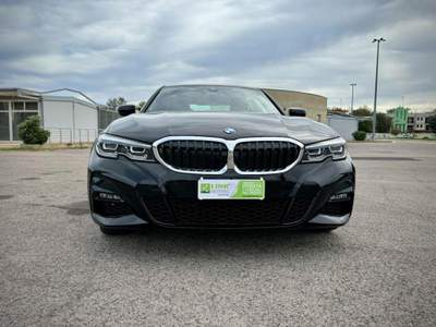 BMW Serie 3 330i i xDrive Msport Nero usata Lecce
