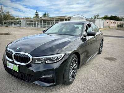 BMW Serie 3 330i i xDrive Msport Nero usata Lecce