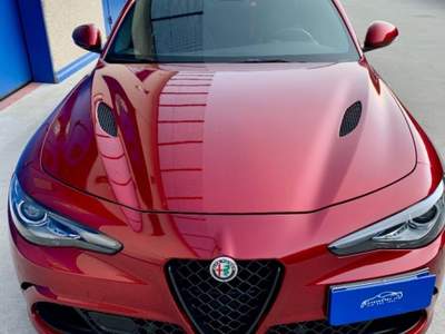 Alfa Romeo Giulia 2.9 T V6 AT8 Quadrifoglio ROSSO ELKANN MY20 Lilla usata Pisogne