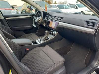 Skoda Superb 2.0 TDI EVO 122 CV DSG Wagon ambition Nero usata Castelnuovo Rangone