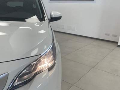 Peugeot 3008 BlueHDi 130 S&S EAT8 Allure Bianco usata Palermo