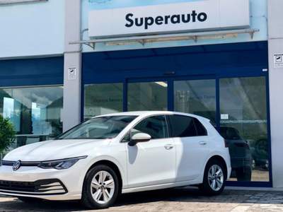 Volkswagen Golf 2.0 TDI 150 CV DSG *VETRI OSCURATI *APPCONNECT Bianco usata Feltre