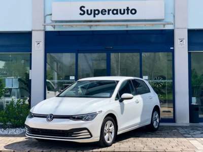 Volkswagen Golf 2.0 TDI 150 CV DSG *VETRI OSCURATI *APPCONNECT Bianco usata Feltre