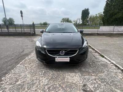Volvo V40 D2 Nero usata Marmirolo