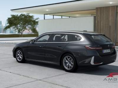 BMW Serie 5 520 Serie 5 d xDrive Touring Grigio usata Corciano