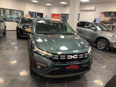 Dacia Sandero Stepway 1.0 TCe ECO-G Extreme Up Verde usata Iglesias