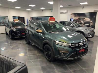 Dacia Sandero Stepway 1.0 TCe ECO-G Extreme Up Verde usata Iglesias