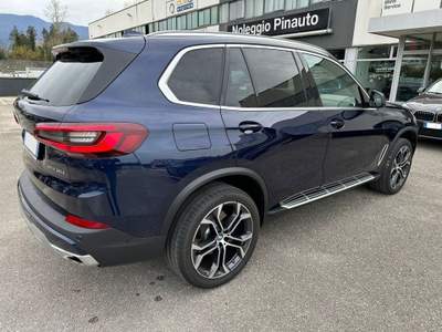 BMW X5 xDrive30d 48V xLine Blu/Azzurro usata Ceppaloni