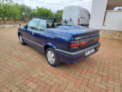 Renault 19 1.8 SPI cat Cabriolet Blu/Azzurro usata TORINO