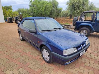 Renault 19 1.8 SPI cat Cabriolet Blu/Azzurro usata TORINO