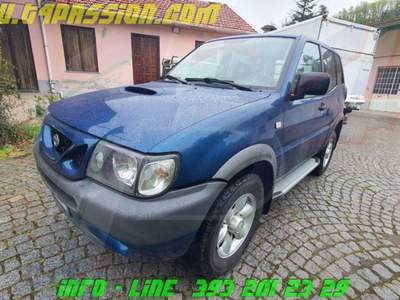 Nissan Terrano II 2.7 TD 3p. Autoc. Ok Neopatentati / Gancio Traino Blu/Azzurro usata COSSATO