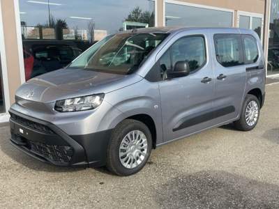 Toyota Proace 1.2 110 CV S&S Short Lounge Argento usata Scandiano