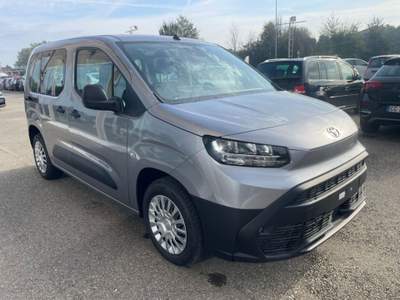Toyota Proace 1.2 110 CV S&S Short Lounge Argento usata Scandiano