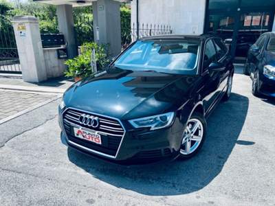 Audi A3 SPB 1.6 TDI Sport XENO - NAVI Nero usata Isernia