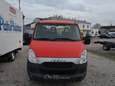 Iveco Daily 35C13 BTor 2.3 HPT TELAIO PARI AL NUOVO Rosso usata COMACCHIO