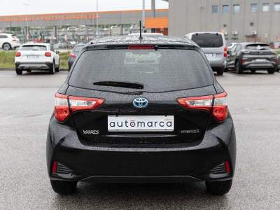Toyota Yaris 1.5 Hybrid 5 porte Cool Nero usata Silea