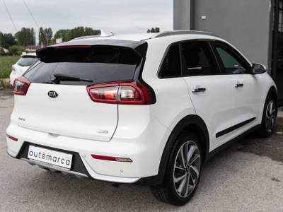 Kia Niro 1.6 GDi DCT HEV Urban Bianco usata Silea