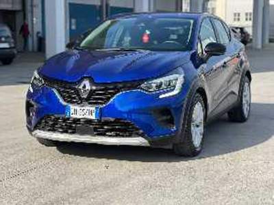 Renault Captur Captur E-Tech 145 cv Hybrid  Blu/Azzurro usata Afragola