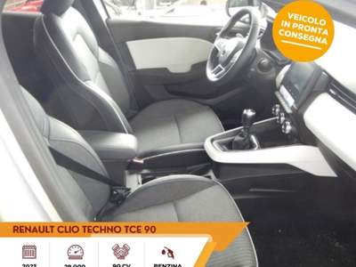 Renault Clio TCe 90 CV 5 porte Techno Grigio usata Sassari