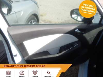 Renault Clio TCe 90 CV 5 porte Techno Bianco usata Sassari