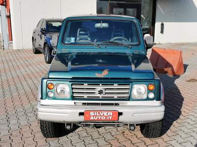 Suzuki Samurai 1.3i cat Berlina De Luxe S Verde usata Crema