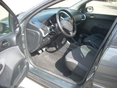 Peugeot 206 Peugeot 206 Plus 1.4 HDI 70CV Neopatentati Grigio usata Castellana Grotte