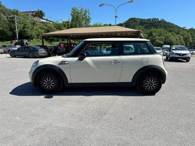 MINI One 1.4 16V One (55kW) Beige usata Massarosa