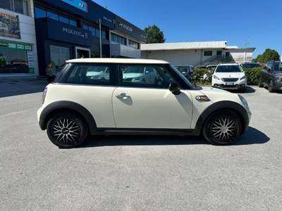 MINI One 1.4 16V One (55kW) Beige usata Massarosa