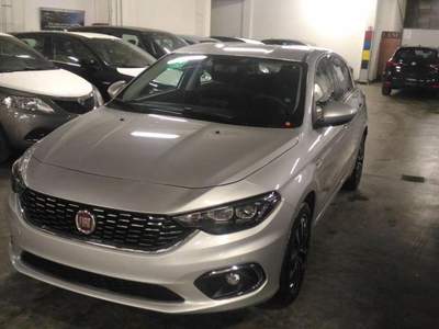 Fiat Tipo 1.5 Hybrid  5 porte City Life Argento usata Mondovì