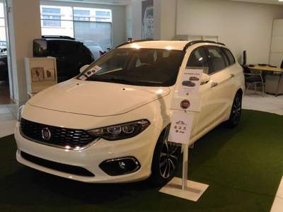 Fiat Tipo 1.5 Hybrid DCT 5 porte Bianco usata Mondovì