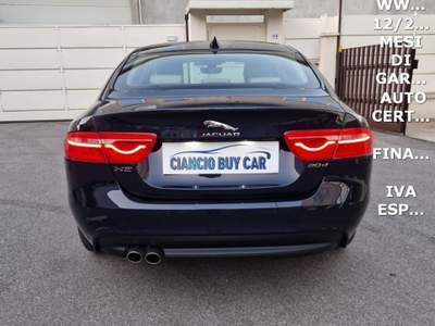 Jaguar XE 2.0 D 180 CV aut. Prestige Blu/Azzurro usata Concesio