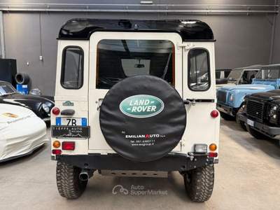 Land Rover Defender 90 Hard-Top *200CV a LIBRETTO* Bianco usata Bologna