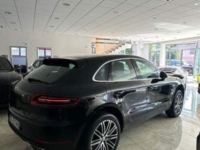Porsche Macan 3.0 S Diesel Nero usata Castellammare di Stabia