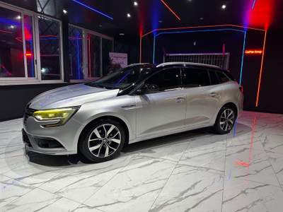 Renault Mégane Megane Mégane dCi 8V 110 CV EDC Energy Bose Argento usata Maddaloni