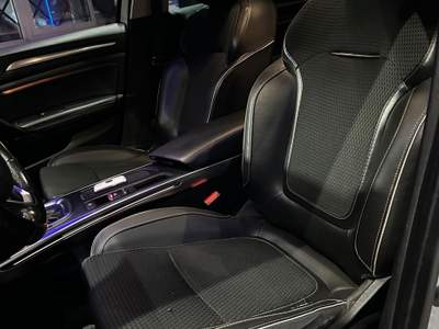 Renault Mégane Megane Mégane dCi 8V 110 CV EDC Energy Bose Argento usata Maddaloni