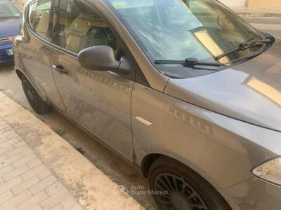 Lancia Ypsilon lancia ypsilon gpl Grigio usata Ragusa