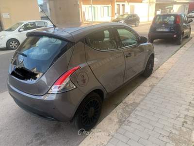 Lancia Ypsilon lancia ypsilon gpl Grigio usata Ragusa