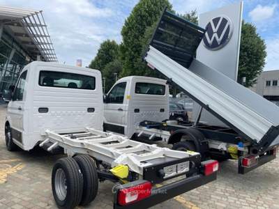 Volkswagen Crafter 35 2.0 TDI 163CV RWD PM Cabinato Bianco usata Alba